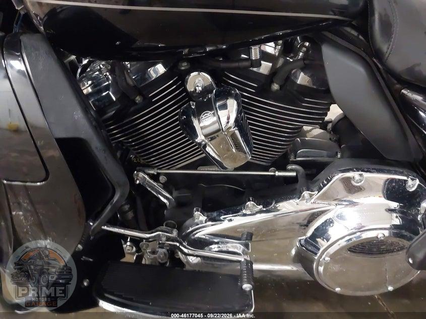 2017 HARLEY-DAVIDSON FLHTK (ULTRA LIMITED) ULTRA LIMITED — фото 9