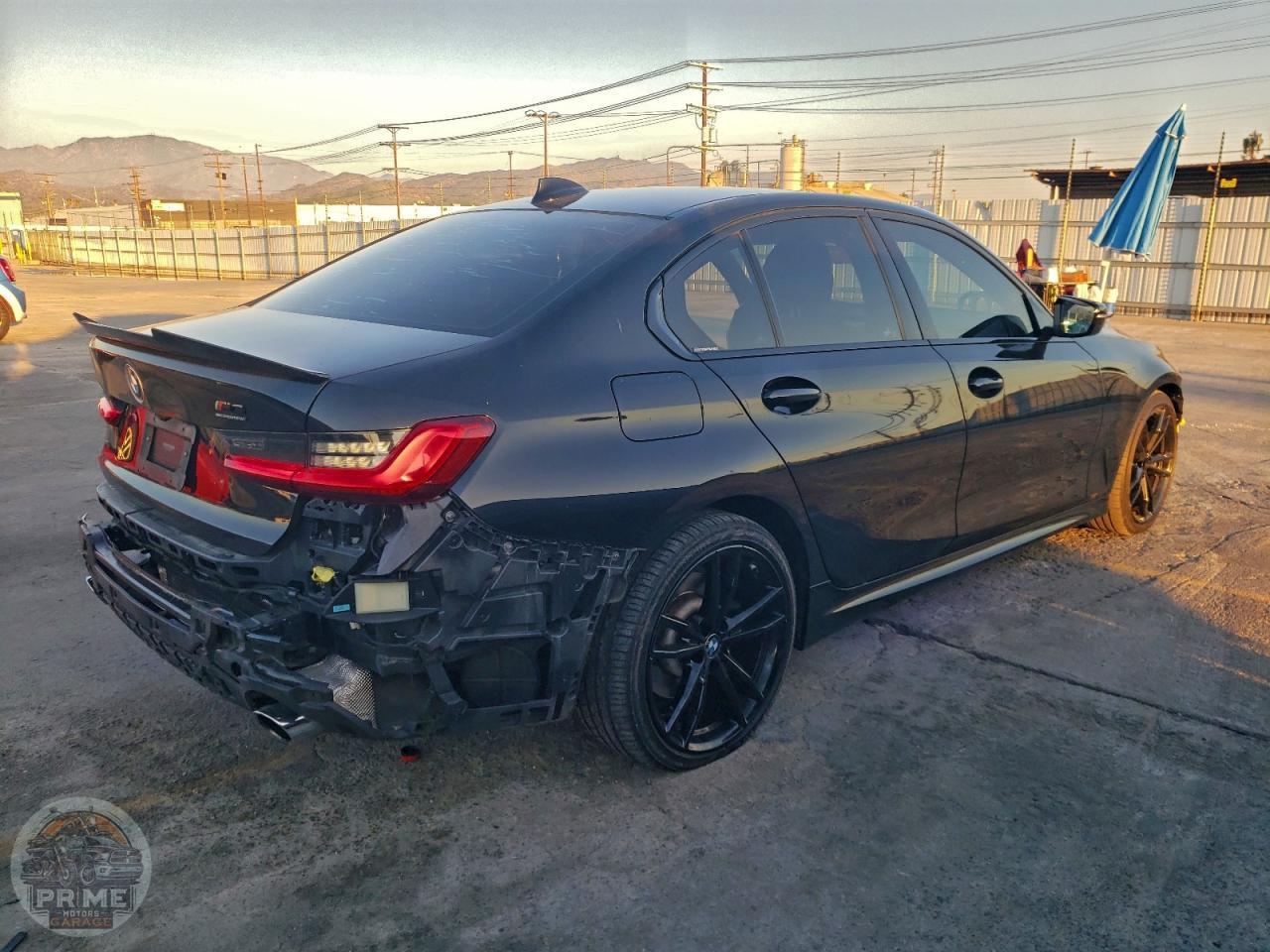 2021 BMW 3 SERIES — фото 3