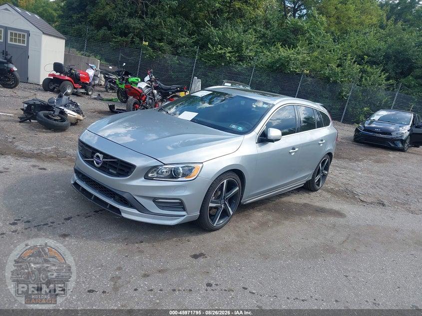 2015 VOLVO V60 T6 R-DESIGN PLATINUM — фото 2