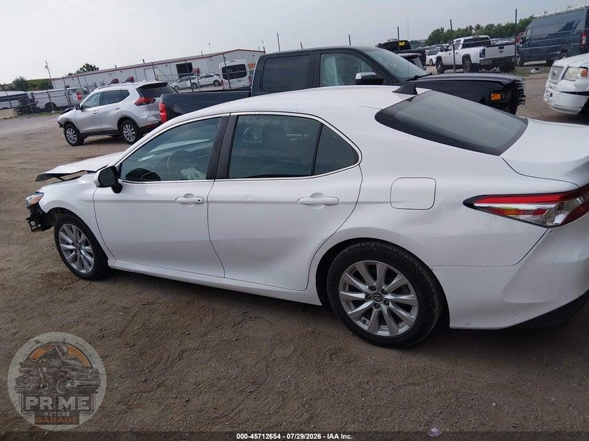 2018 TOYOTA CAMRY LE — фото 14