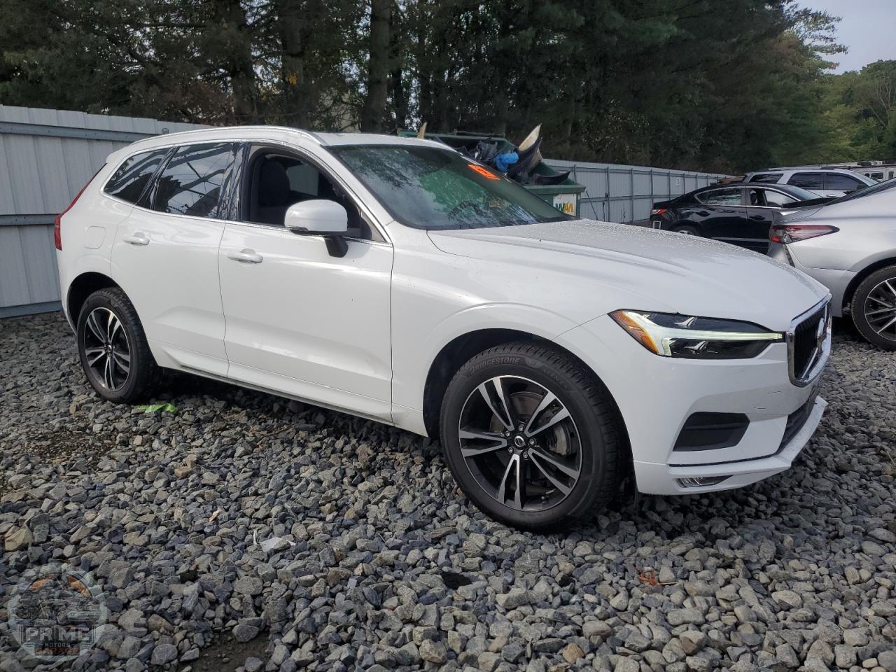 2021 VOLVO XC60 — фото 4