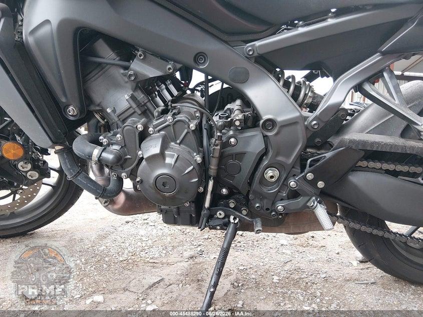 2024 YAMAHA MT09 — фото 9
