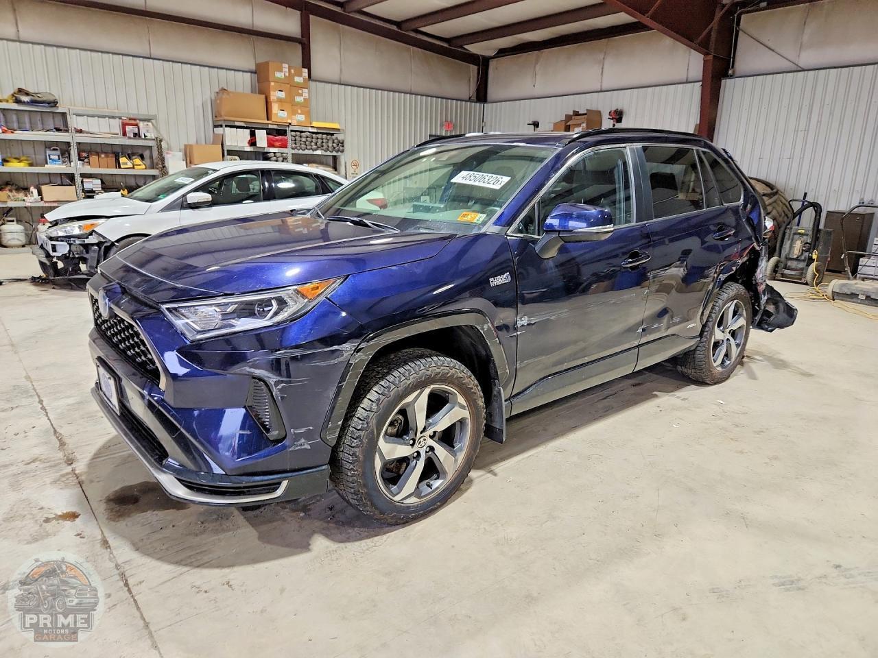 2021 TOYOTA RAV4 — фото 1