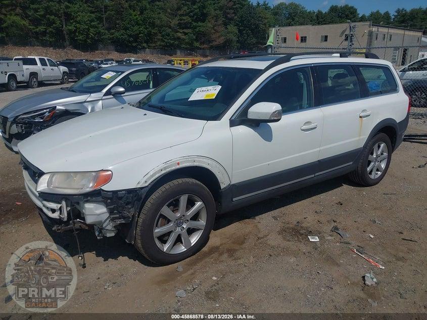 2011 VOLVO XC70 3.2L — фото 2