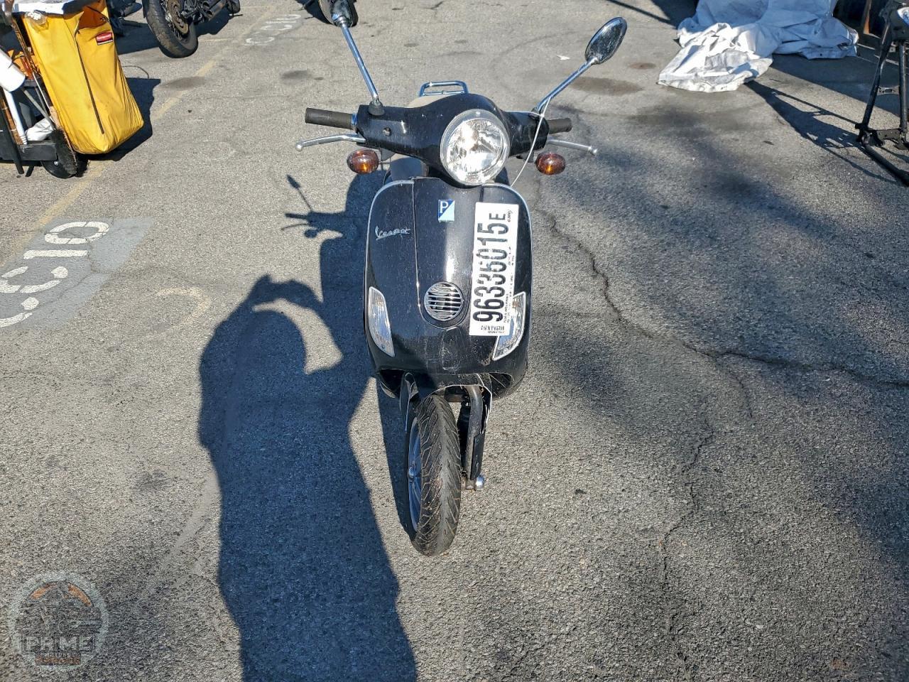 2010 VESPA LX — фото 5