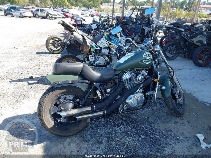 1993 HONDA VT1100 C — фото 4