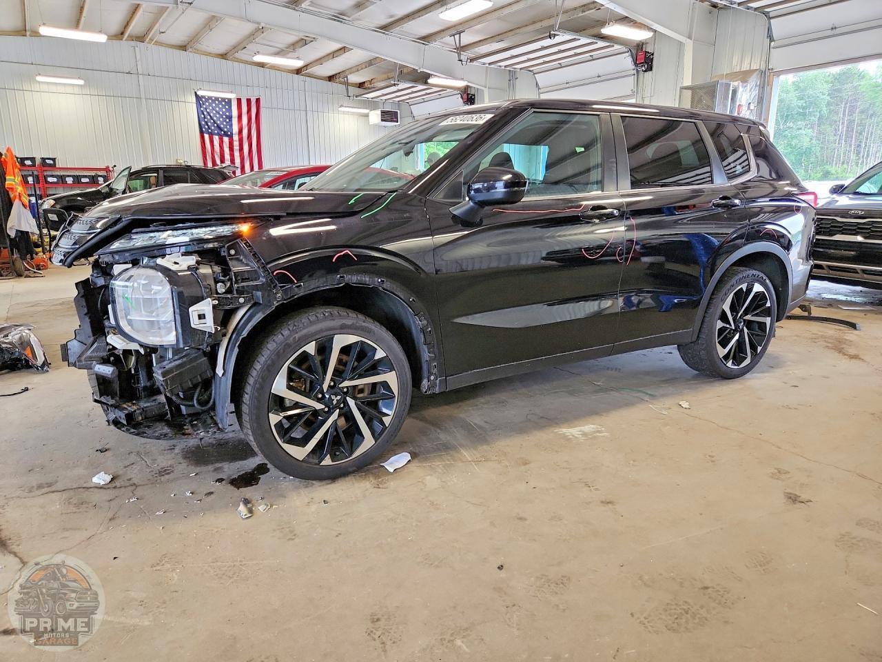 2022 MITSUBISHI OUTLANDER — фото 1