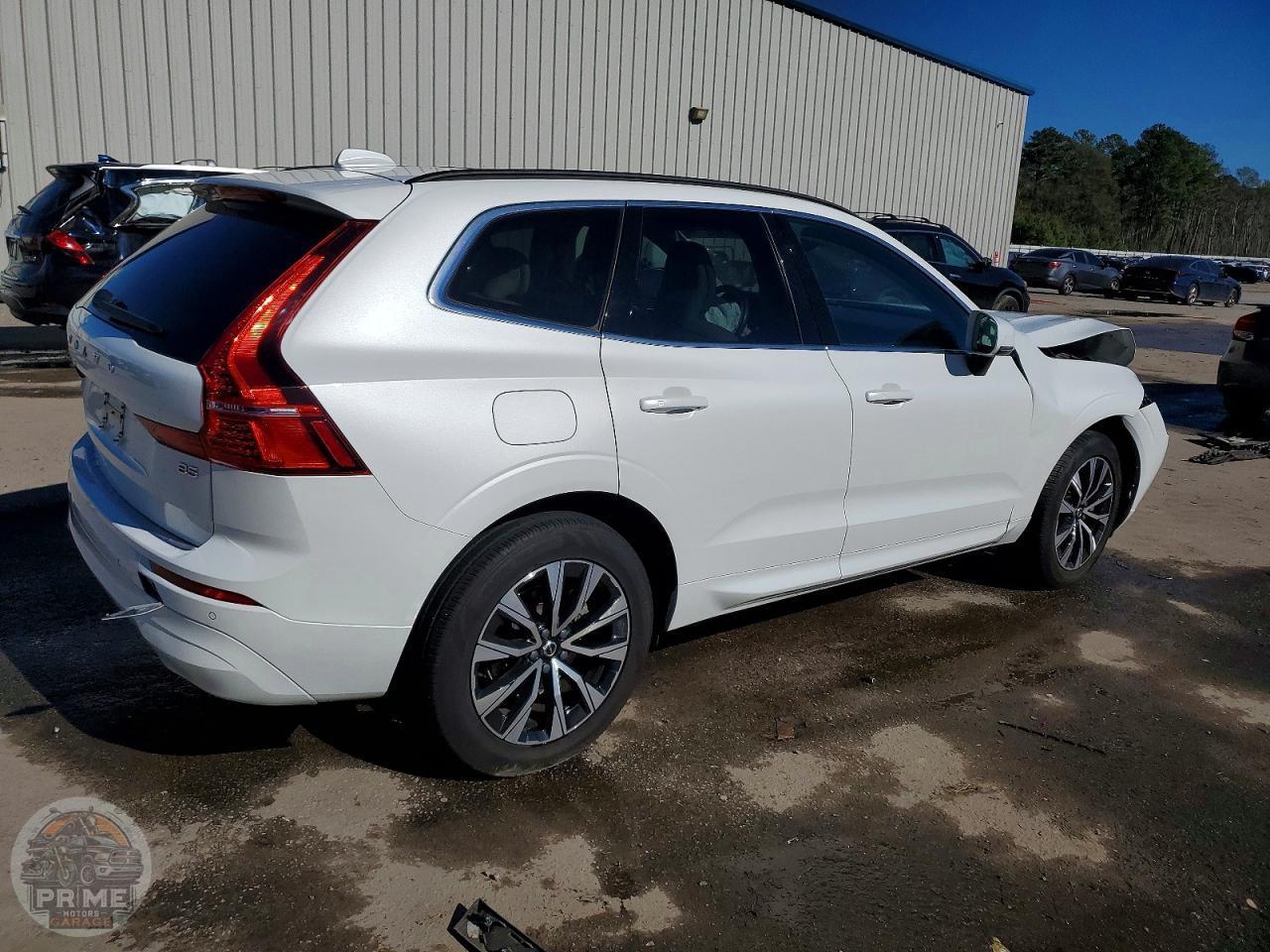 2023 VOLVO XC60 — фото 3
