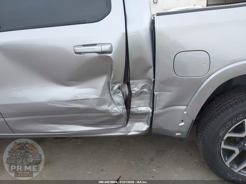 2025 RAM 1500 LARAMIE  4X4 5'7 BOX — фото 6