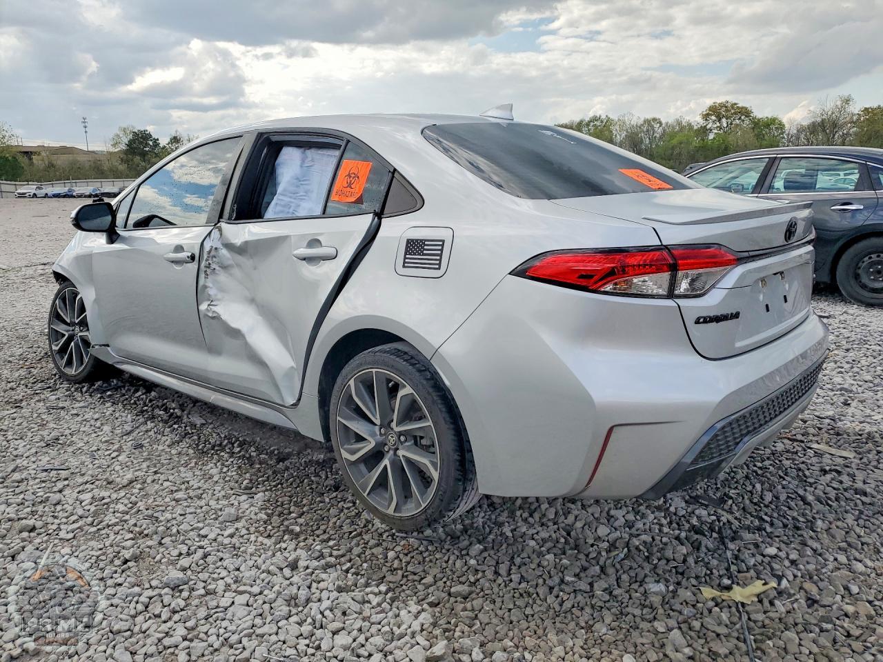2021 TOYOTA COROLLA — фото 2