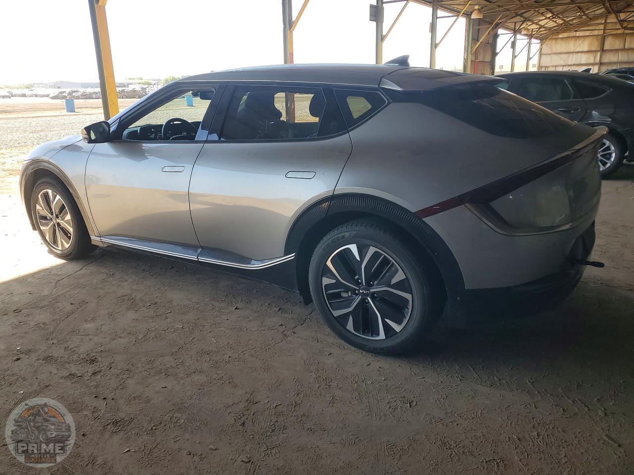 2022 KIA EV6 — фото 2