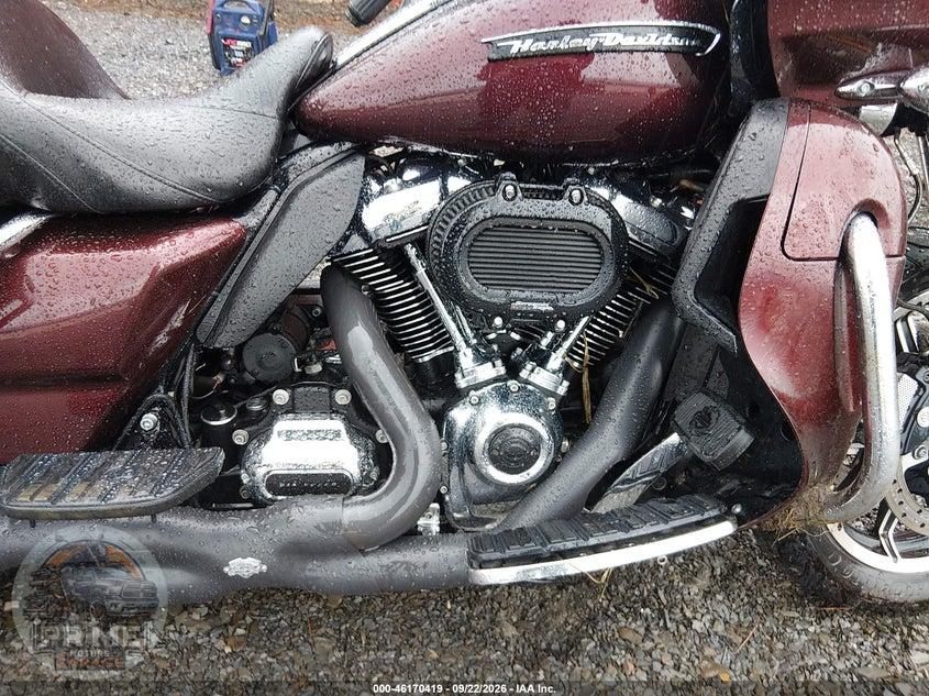 2019 HARLEY-DAVIDSON FLTRU (ROAD GLIDE ULTRA) — фото 8