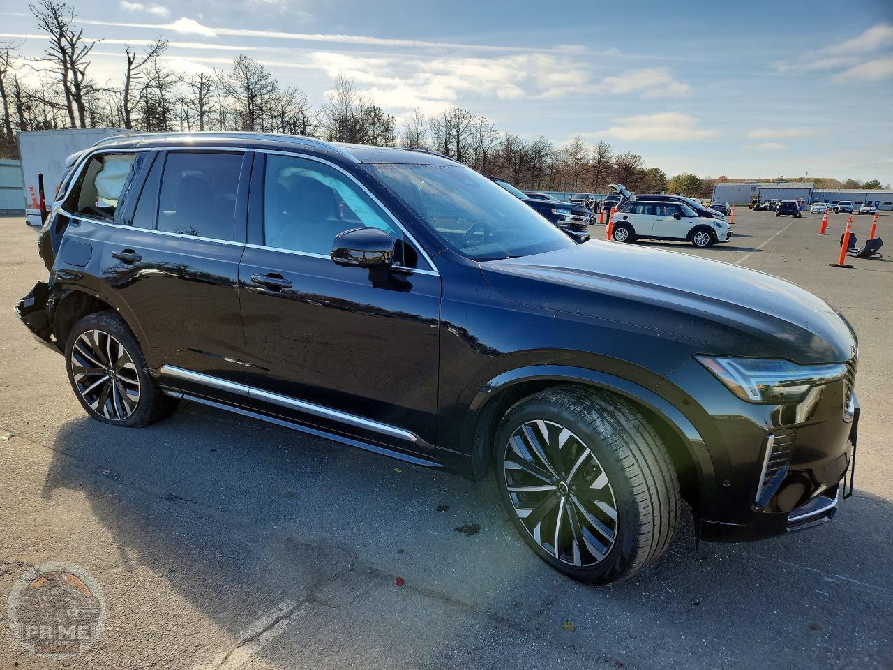 2025 VOLVO XC90 — фото 4