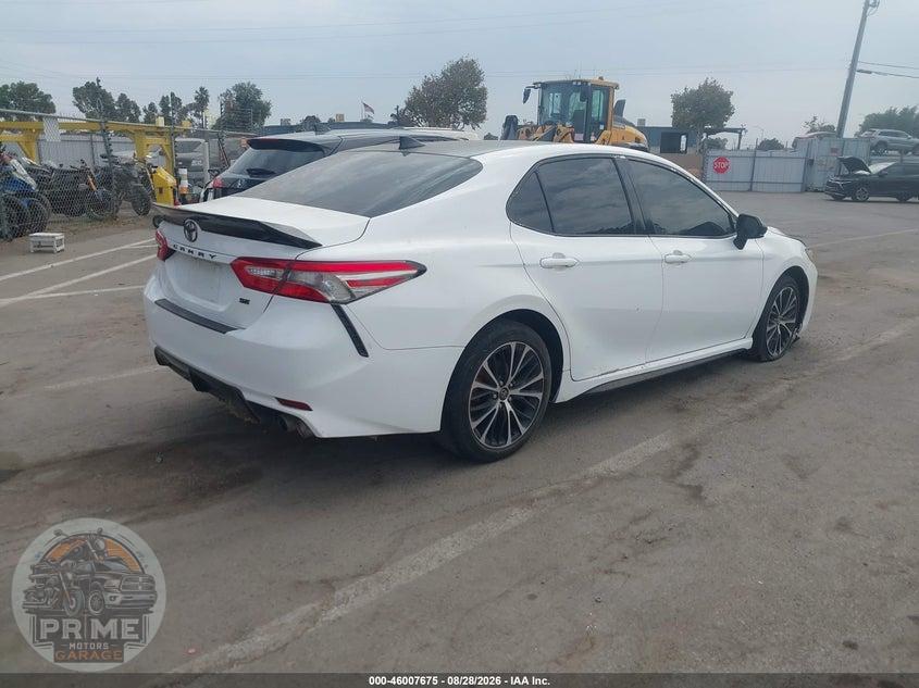 2019 TOYOTA CAMRY SE — фото 4