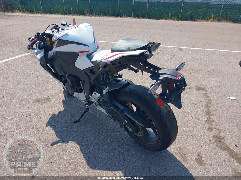 2026 HONDA CBR1000 RR — фото 3