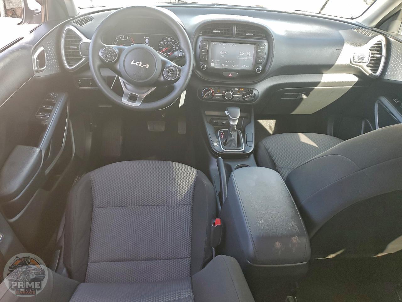 2022 KIA SOUL — фото 8