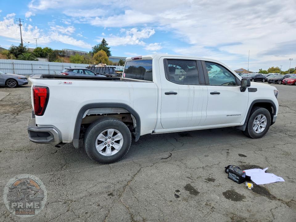 2023 GMC SIERRA — фото 3