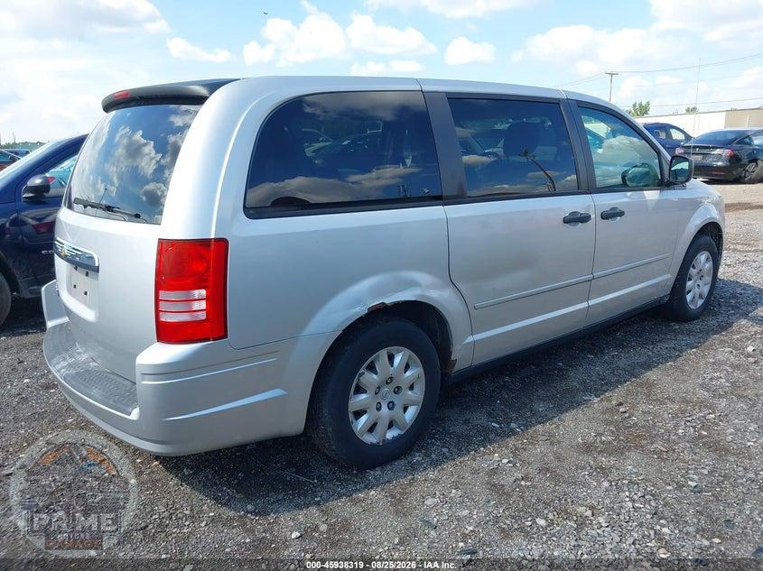 2008 CHRYSLER TOWN & COUNTRY LX — фото 4