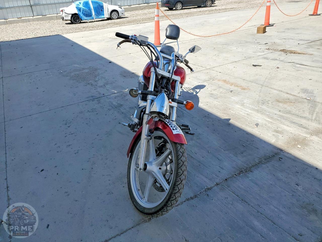2010 HONDA VT1300 — фото 2