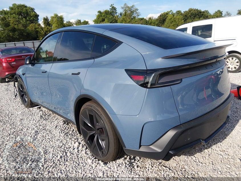 2026 TESLA MODEL Y PERFORMANCE ALL-WHEEL DRIVE — фото 3
