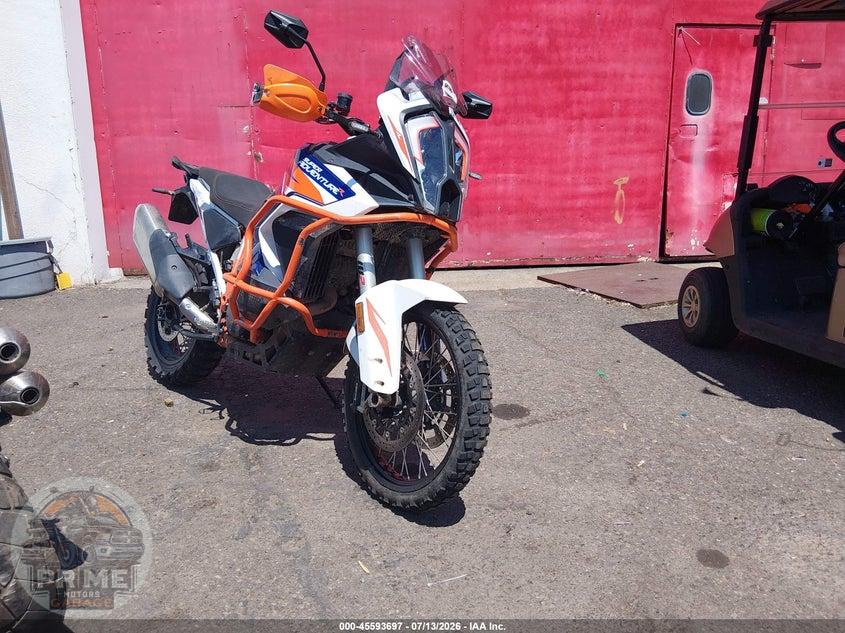 2023 KTM 1290 SUPER ADVENTURE R — фото 1