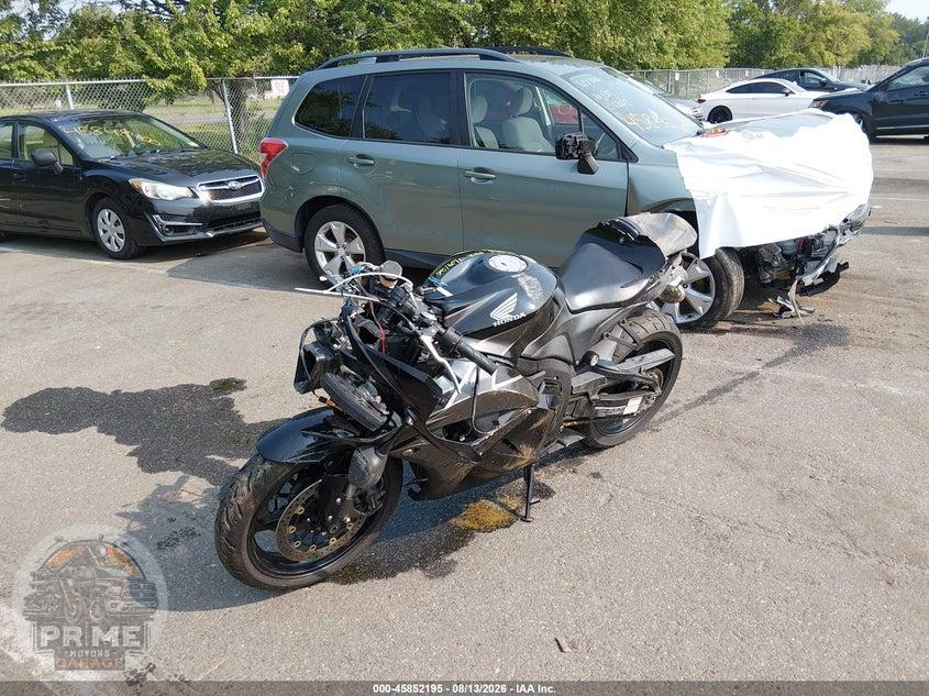 2009 HONDA CBR600 RR — фото 2