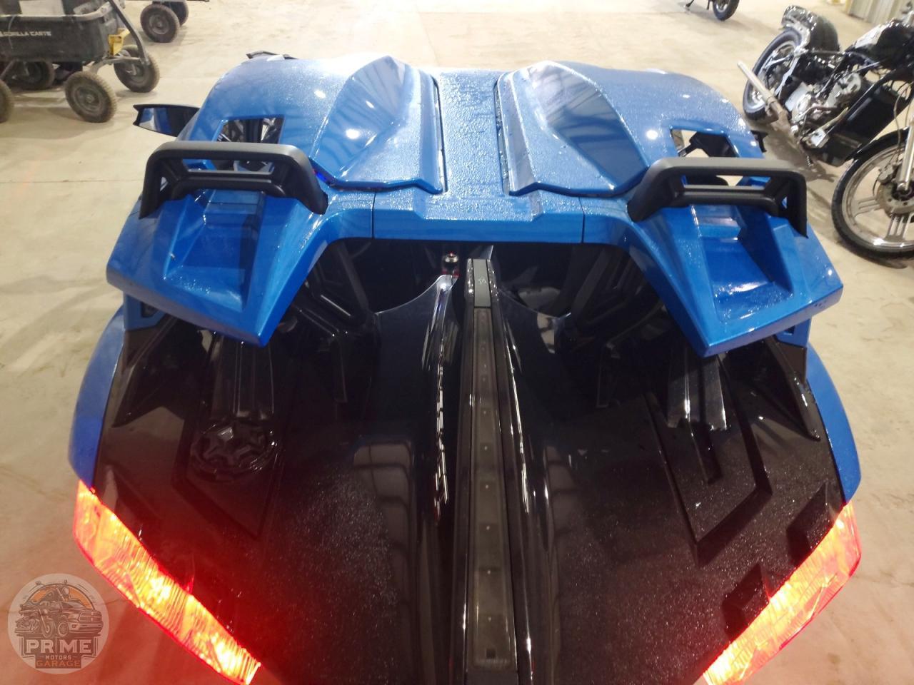 2018 POLARIS SLINGSHOT — фото 12