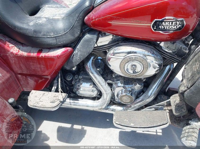 2013 HARLEY-DAVIDSON FLHTCUTG (TRI GLIDE ULTRA CLASSIC) TRI GLIDE ULTRA CLASSIC — фото 8