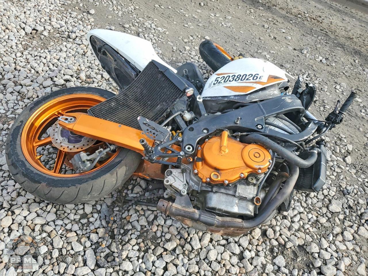 2001 HONDA CBR600 — фото 1