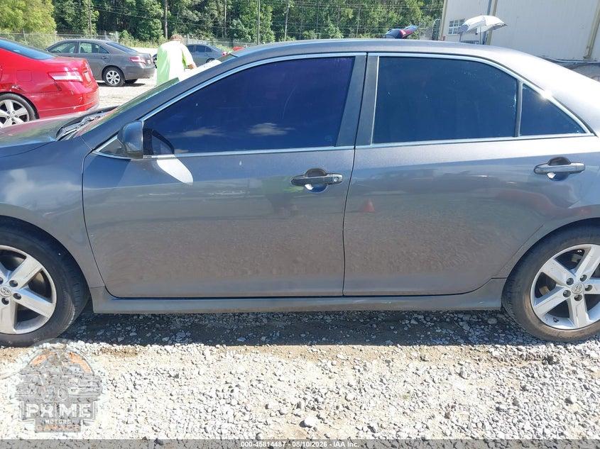 2014 TOYOTA CAMRY SE — фото 14