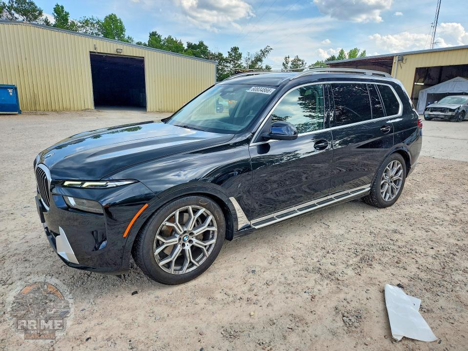 2024 BMW X7 — фото 1