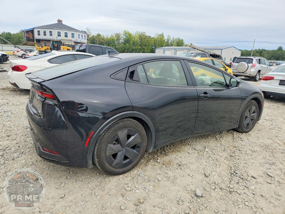 2024 TOYOTA PRIUS — фото 3