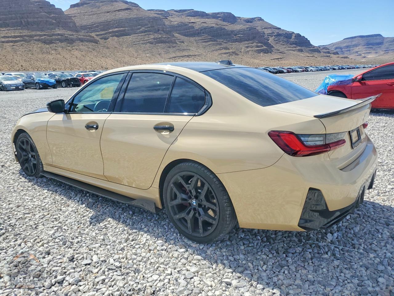 2025 BMW 3 SERIES — фото 4