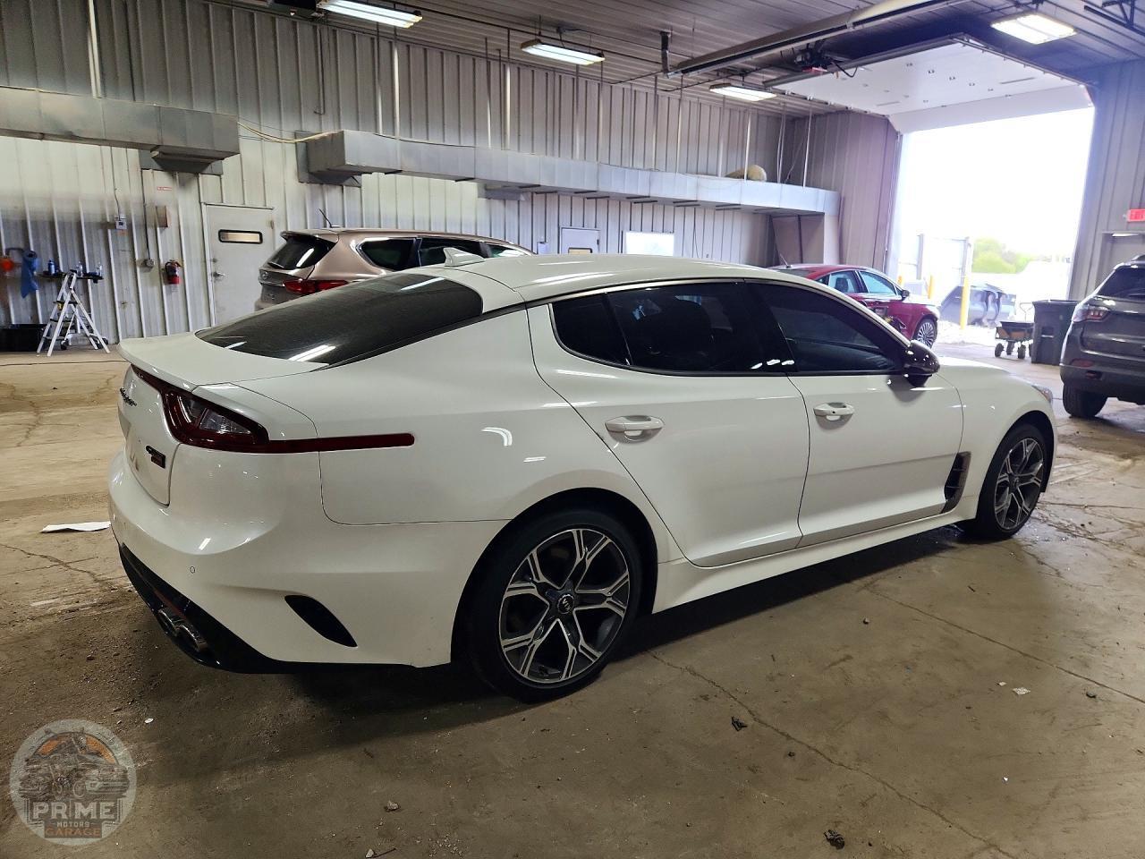 2021 KIA STINGER — фото 3