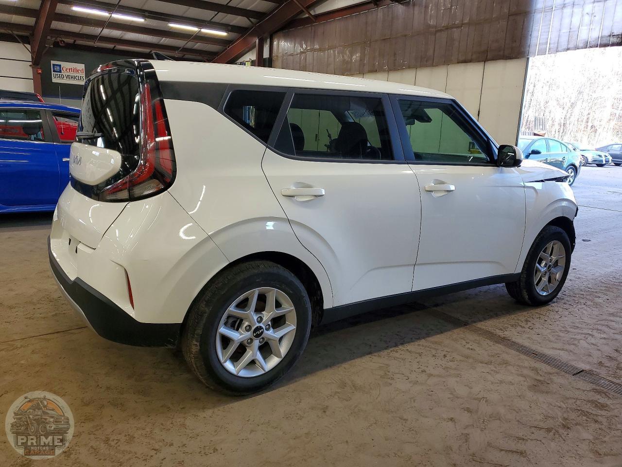 2025 KIA SOUL — фото 3