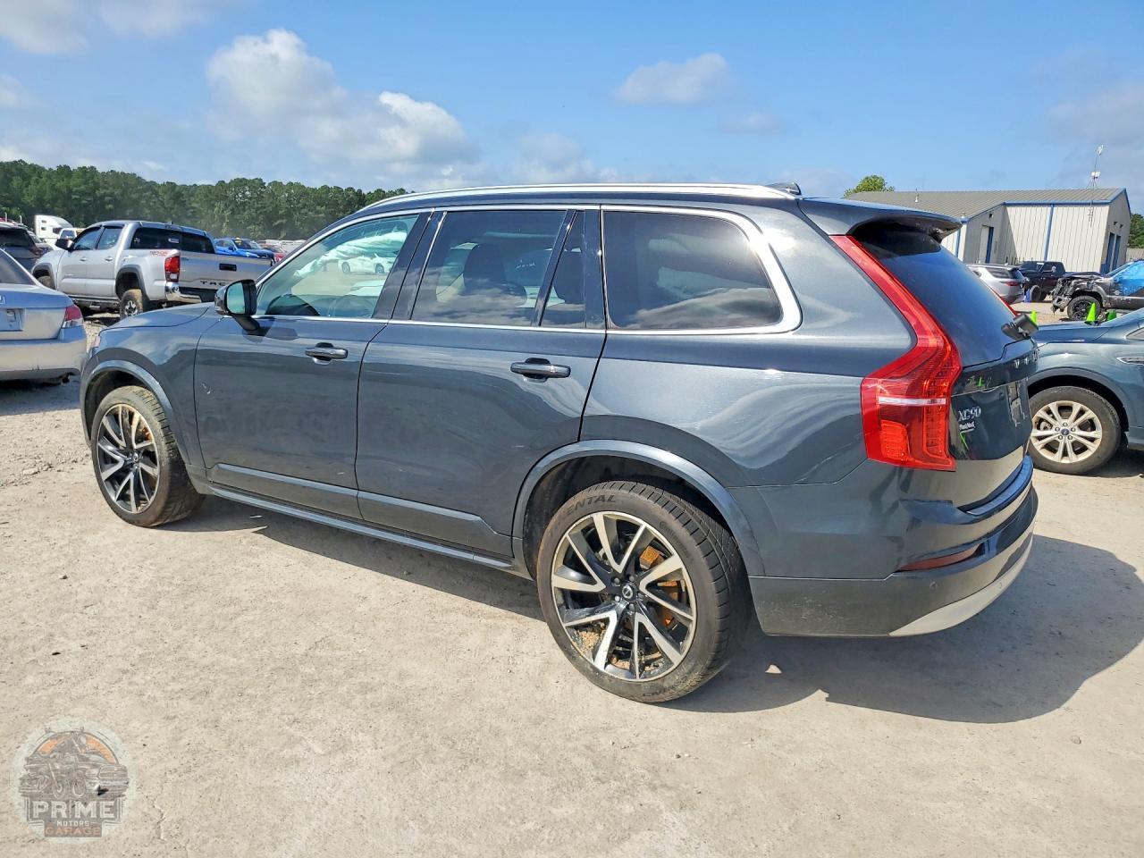 2022 VOLVO XC90 — фото 2