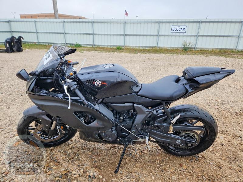 2024 YAMAHA YZFR7 — фото 3