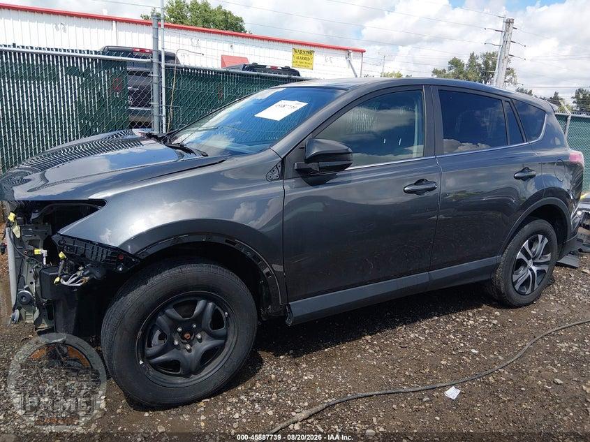 2018 TOYOTA RAV4 LE — фото 15