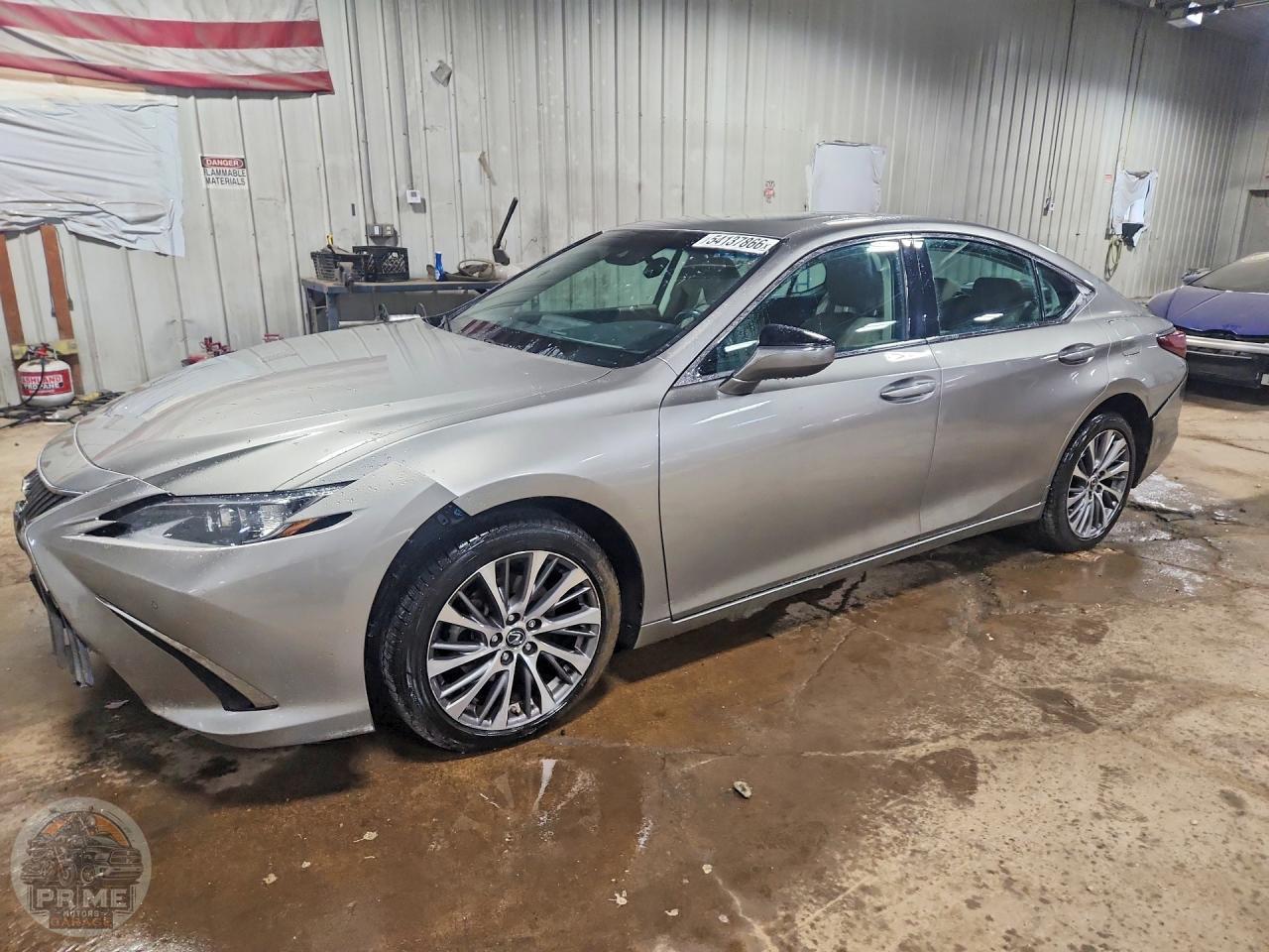 2020 LEXUS ES — фото 1