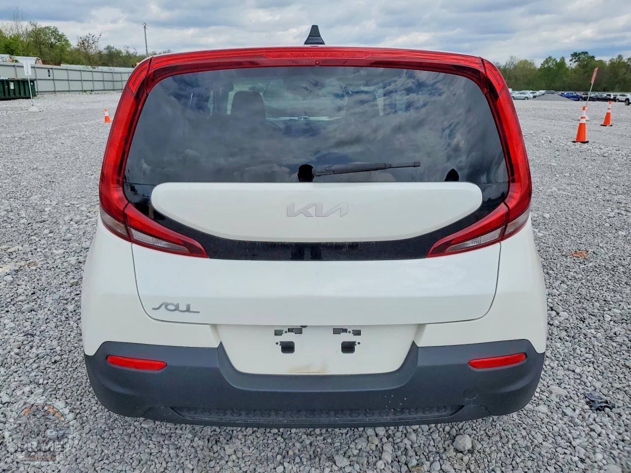 2022 KIA SOUL — фото 6