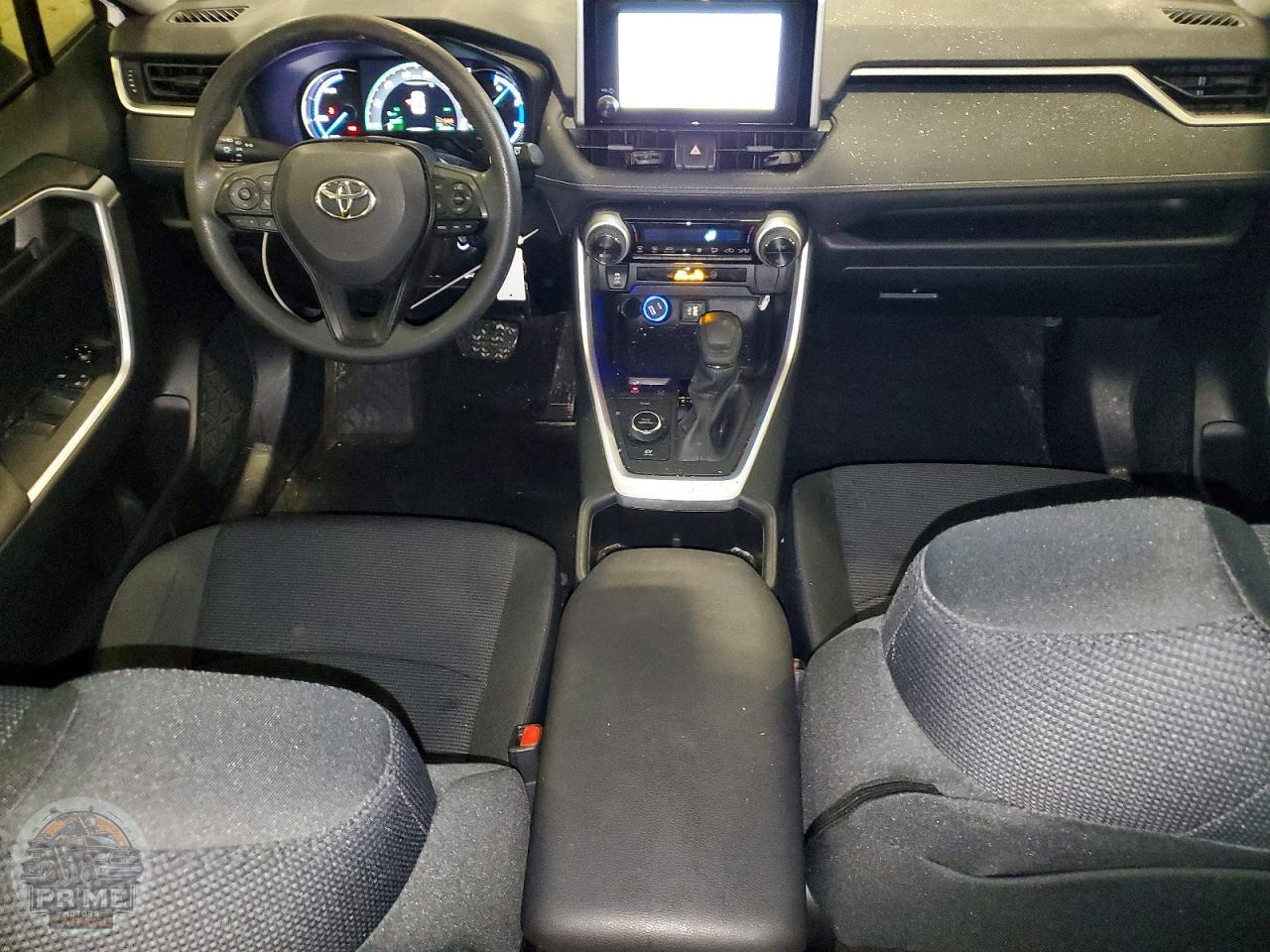 2025 TOYOTA RAV4 — фото 8