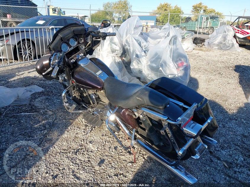 2001 HARLEY-DAVIDSON FLHTCI (ELECTRA GLIDE CLASSIC) — фото 3