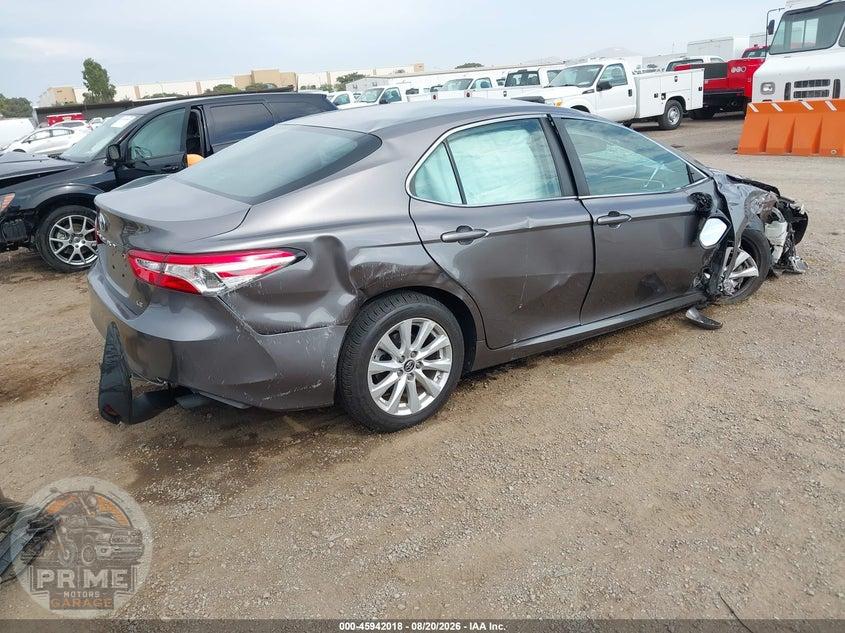 2018 TOYOTA CAMRY LE — фото 4