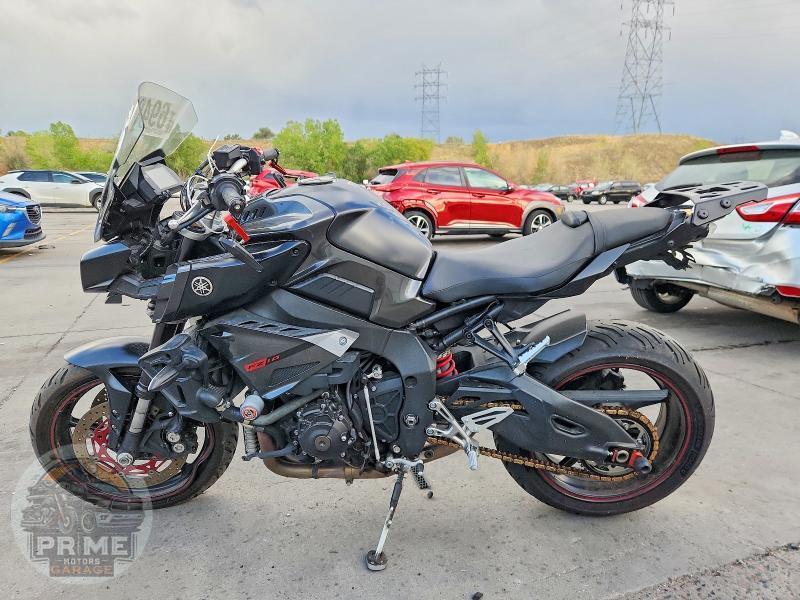 2017 YAMAHA FZ10 — фото 3