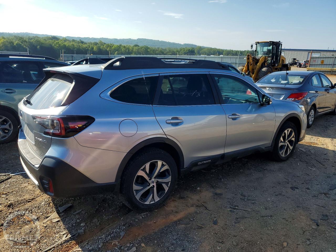 2020 SUBARU OUTBACK — фото 3
