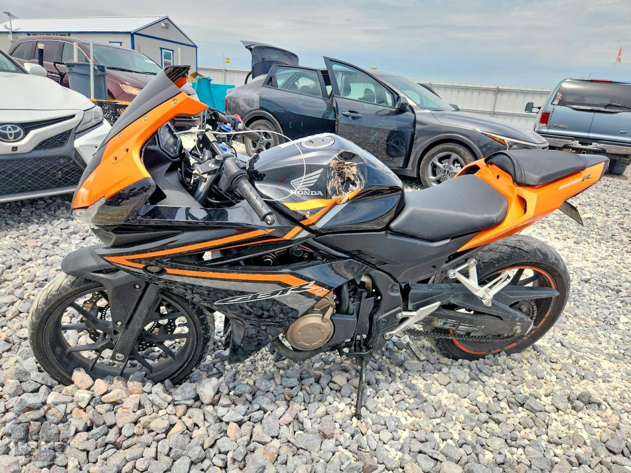 2017 HONDA CBR500 — фото 3