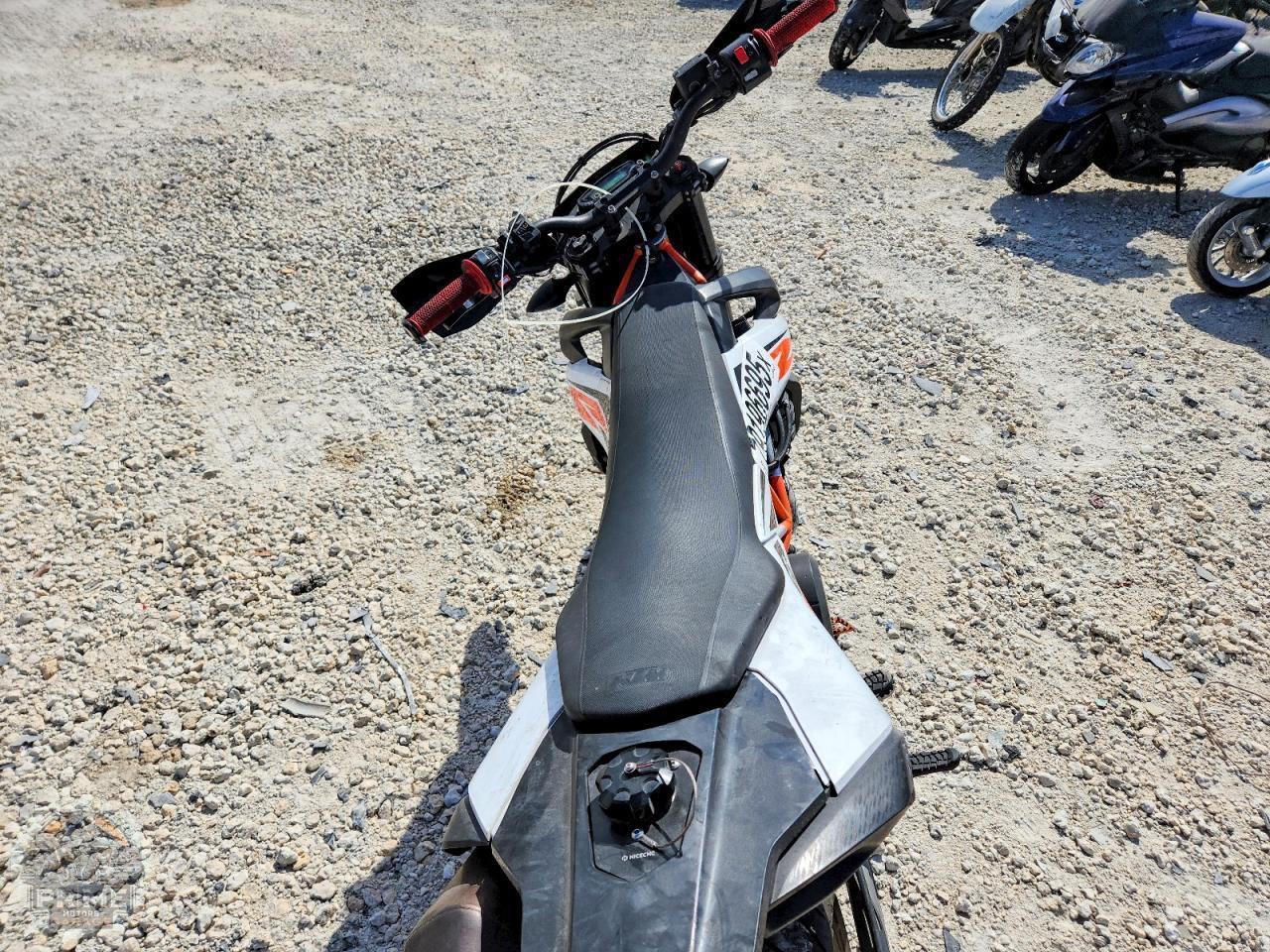 2020 KTM 690 — фото 6
