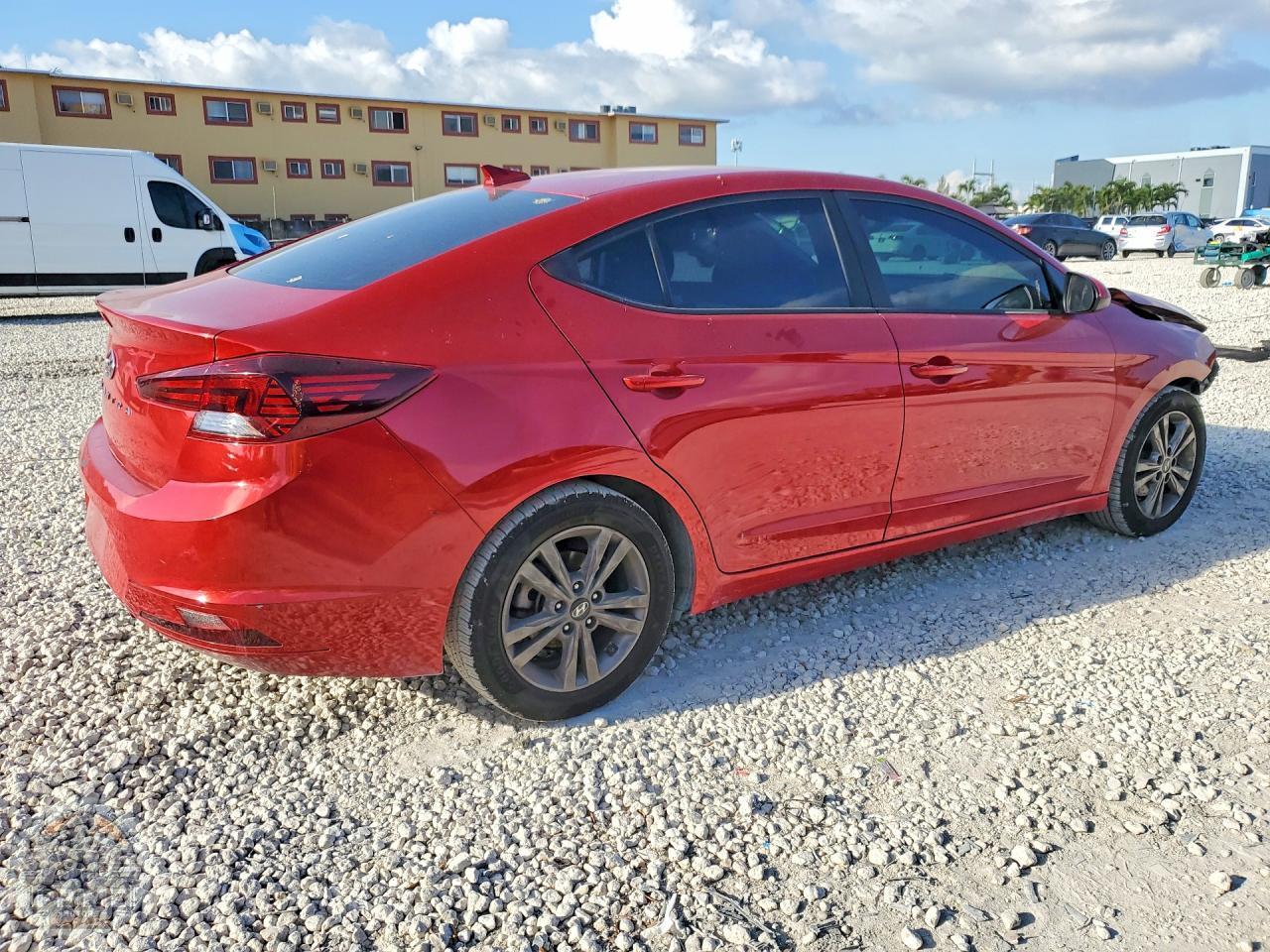 2020 HYUNDAI ELANTRA — фото 3