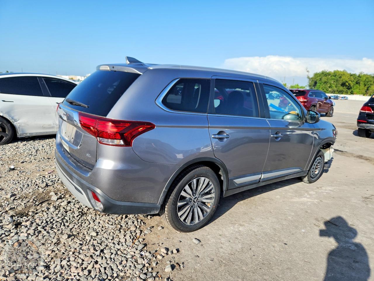 2020 MITSUBISHI OUTLANDER — фото 3