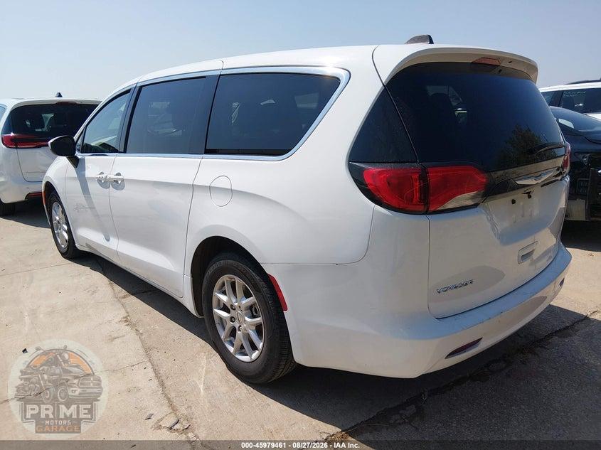2023 CHRYSLER VOYAGER LX — фото 3